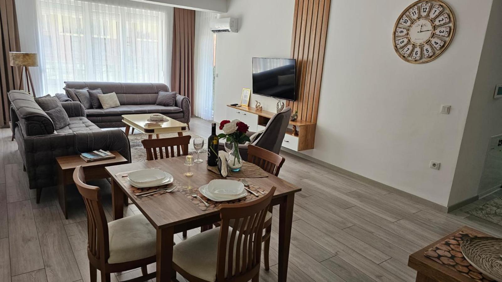 Value Living Apartment แฟริซาย ภายนอก รูปภาพ