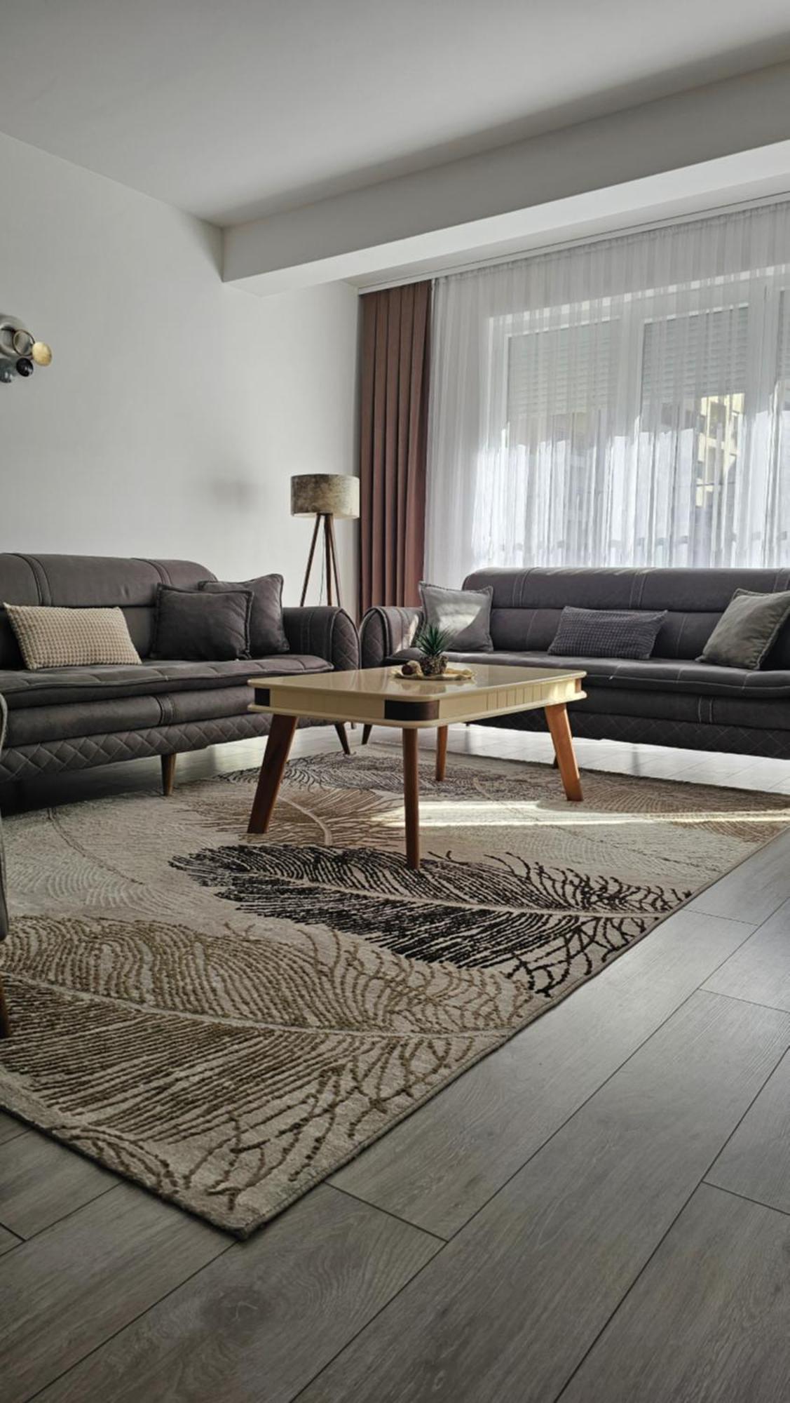 Value Living Apartment แฟริซาย ภายนอก รูปภาพ