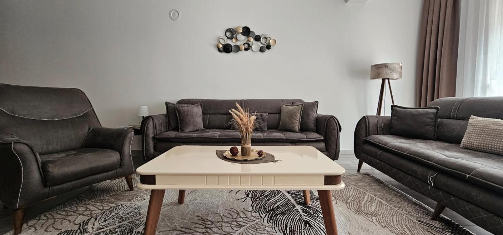 Value Living Apartment แฟริซาย ภายนอก รูปภาพ