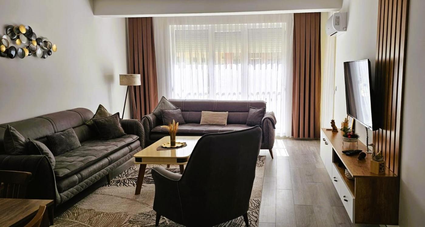 Value Living Apartment แฟริซาย ภายนอก รูปภาพ